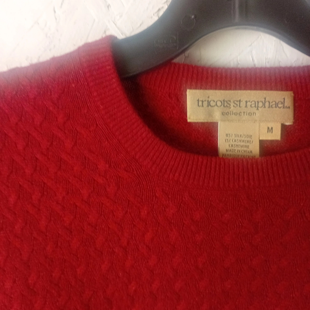 Premium 85% Silk 15% Cashmere blend Cherry Red TSR Collection Crewneck Sweater M